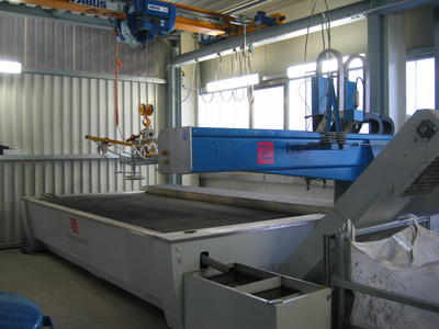 Wasserstrahlanlage zum Trennen verschiedenster Materialien