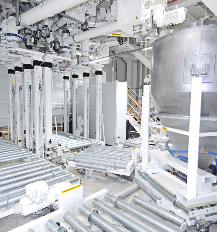 Chargieren, Mischen und Zerkleinern im Maschinenbau der Schüttguttechnik