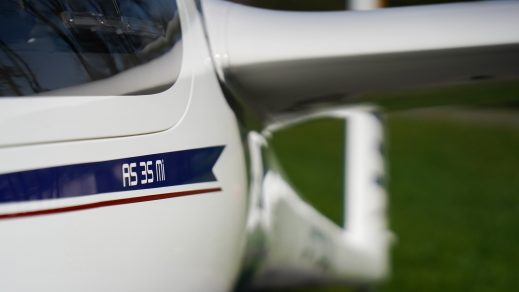 Erstflugvorbereitung AS 35 Mi