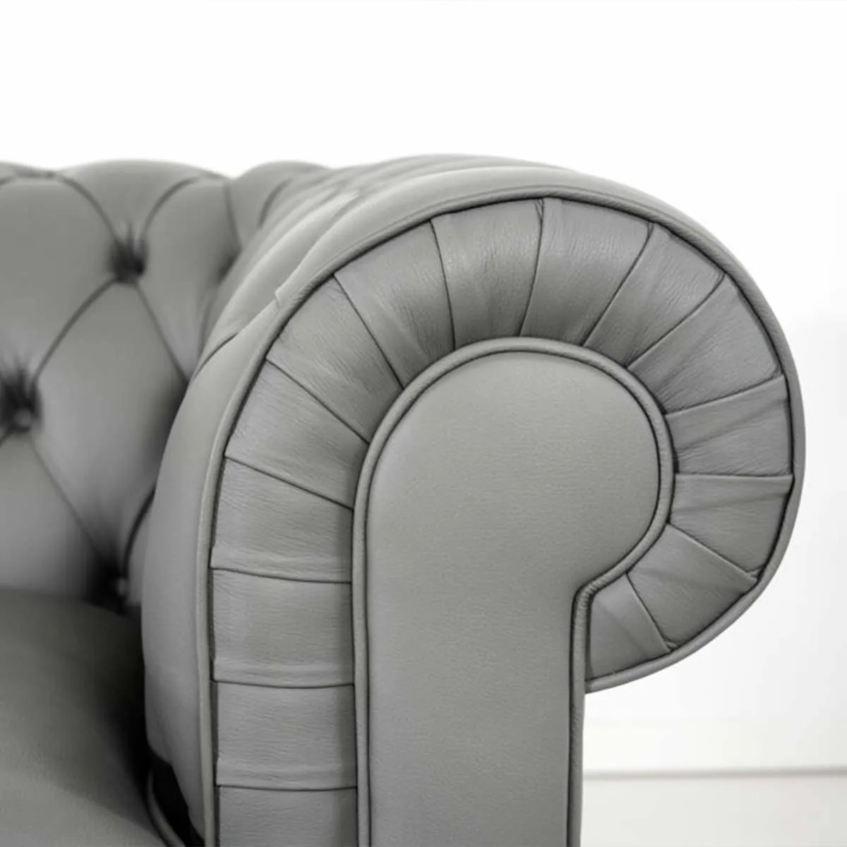 Chesterfield-Armlehne im Detail