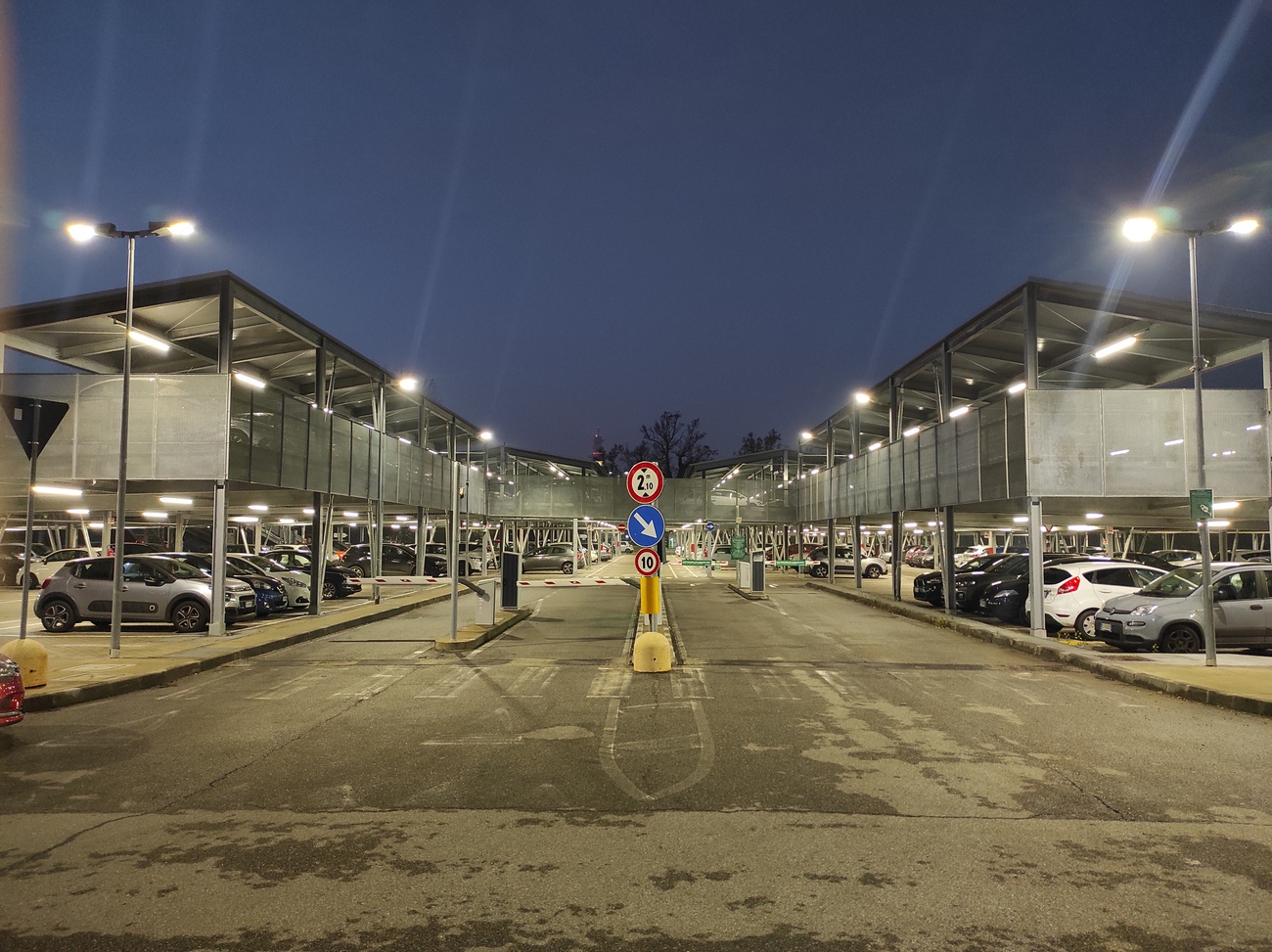 Parkhaus Milano (Humanitas)
