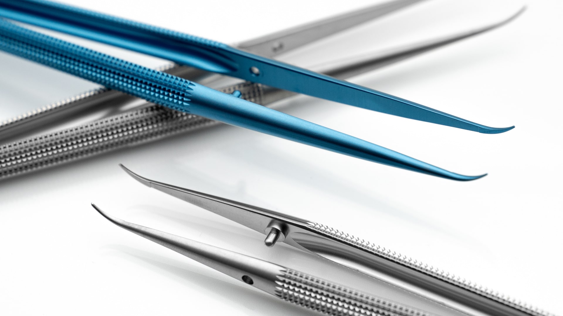 Microchirurgische Instrumente (Nahaufnahme)