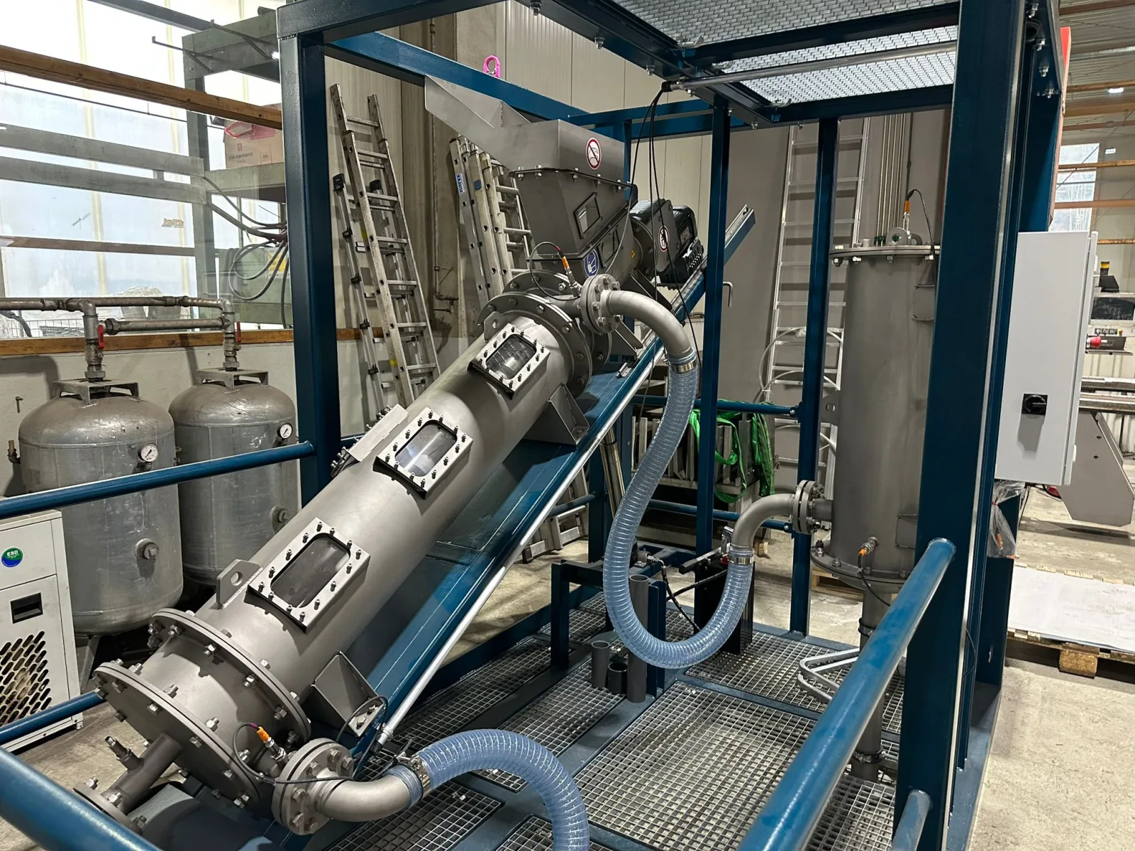 Kooperationsprojekt Circulyzer — Recycling-Anlage mit Ecotech-Technologie