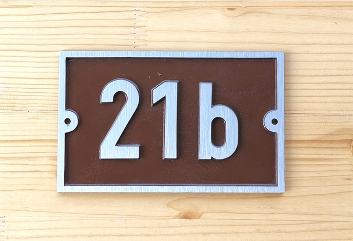Reliefguss-Schild
