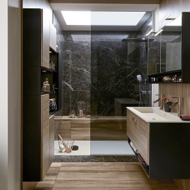Badezimmermöbel