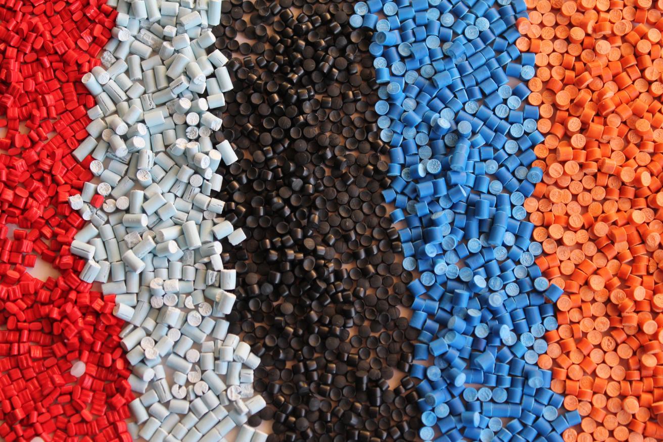 Featured Products (Rigid & Flexible Compounds)