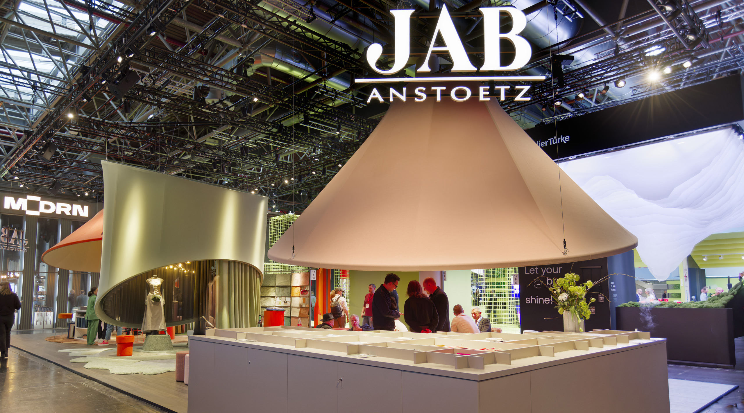 JAB Anstoetz – Konische Hängelampen