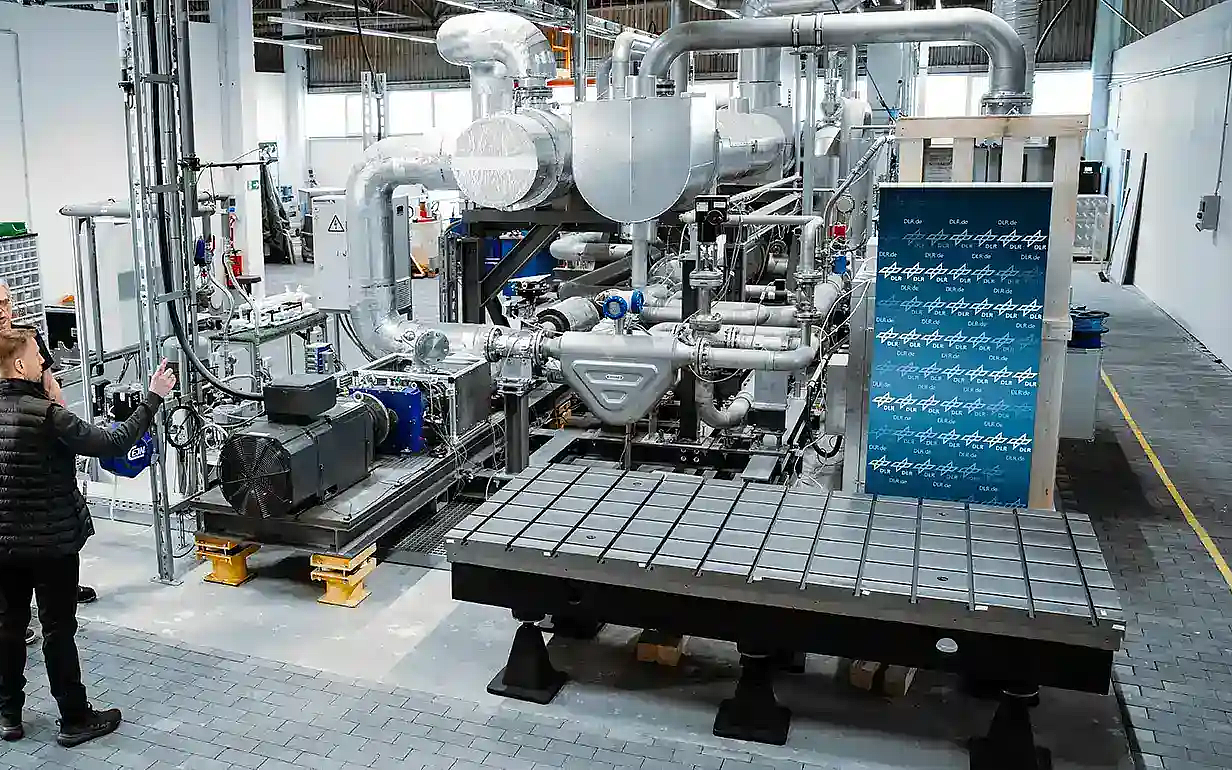 Industrieanlage bei der Begehung