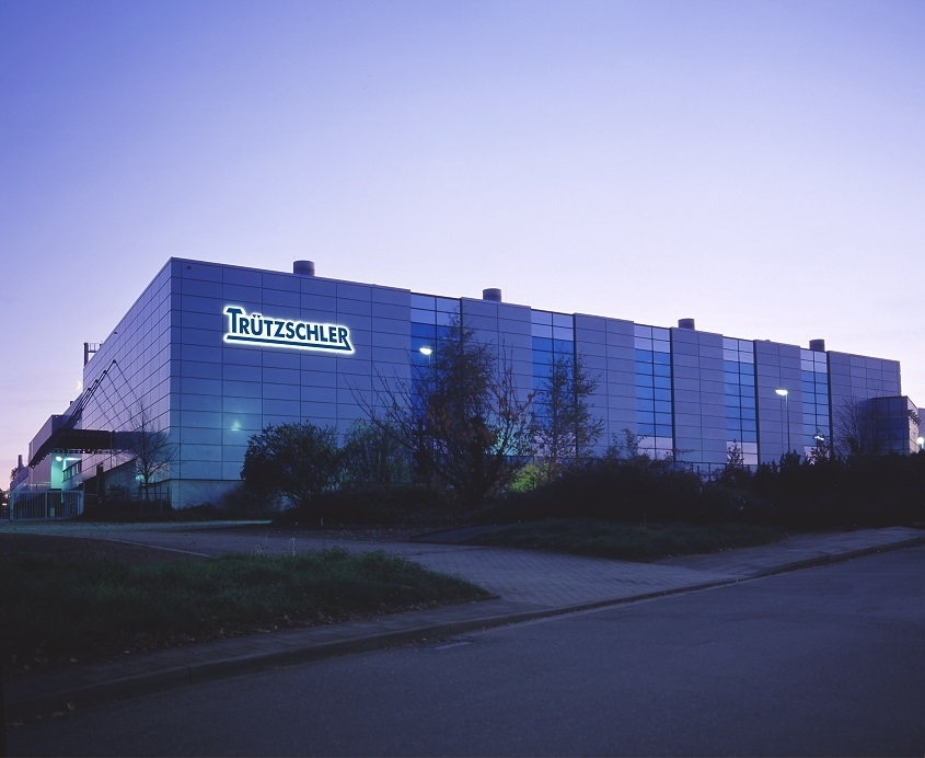 Projektbeleuchtung Industriehalle