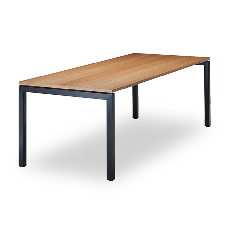 Tische aus eigener Produktion
