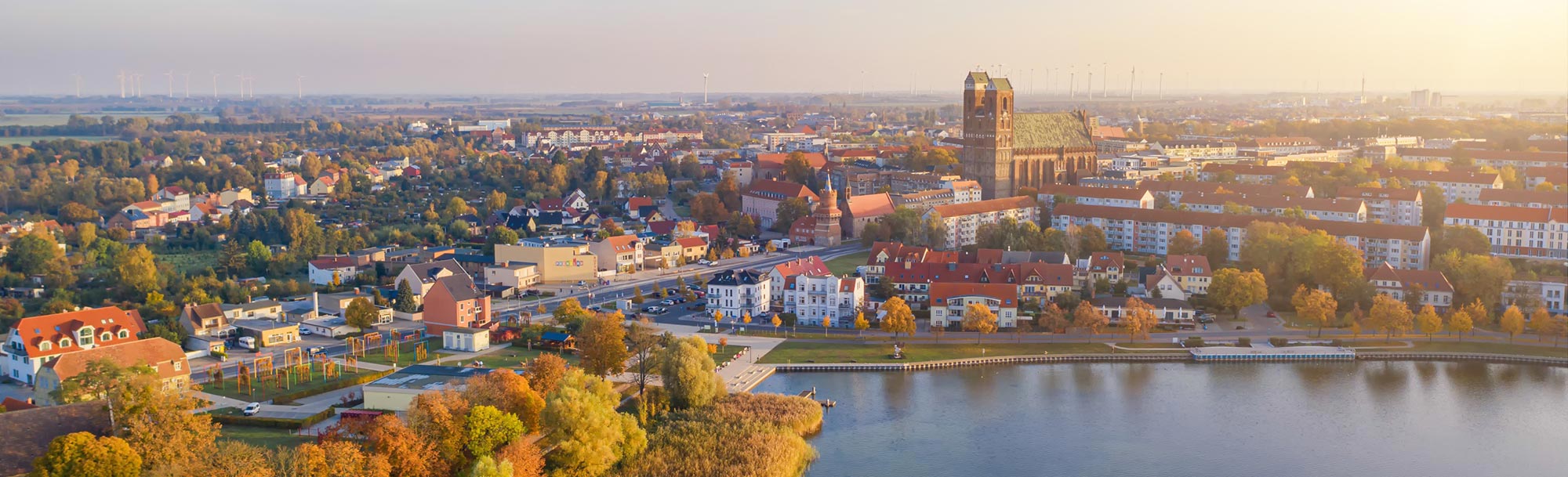 Luftaufnahme Prenzlau mit Blick auf den Oberuckersee