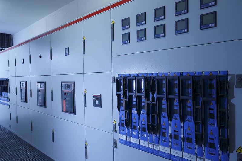 Schaltanlagenbau in eigener Betriebsstätte