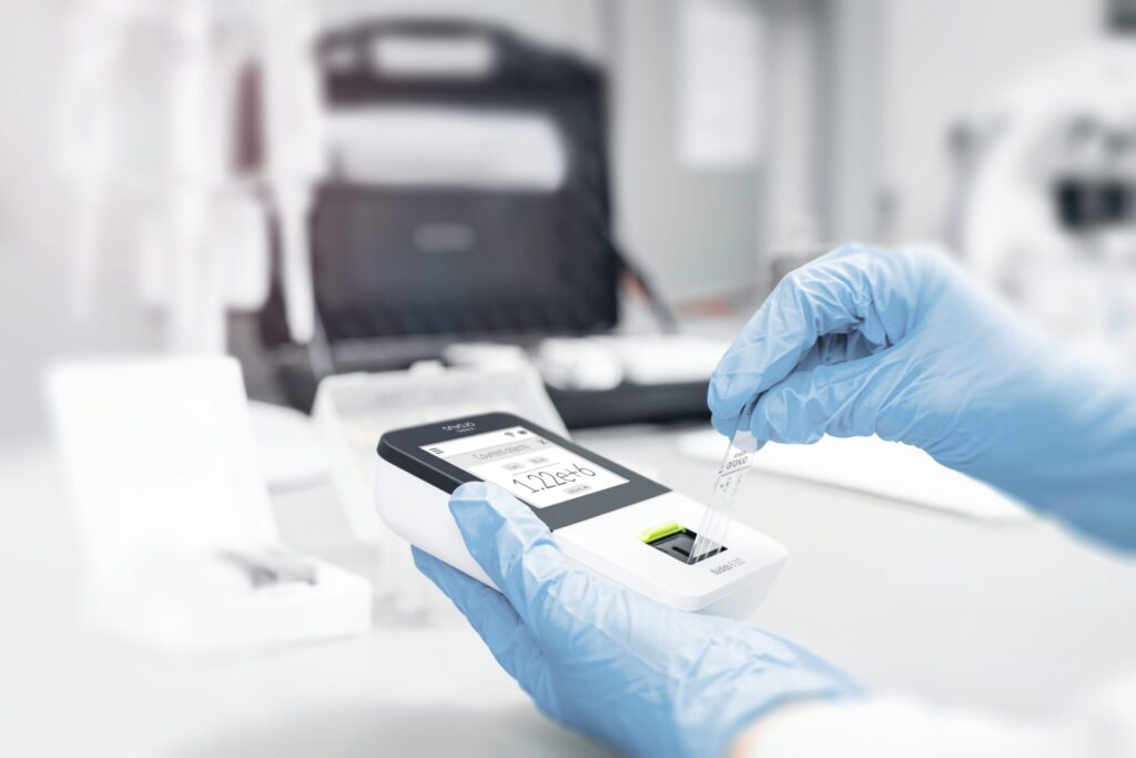 fluidlab R-300