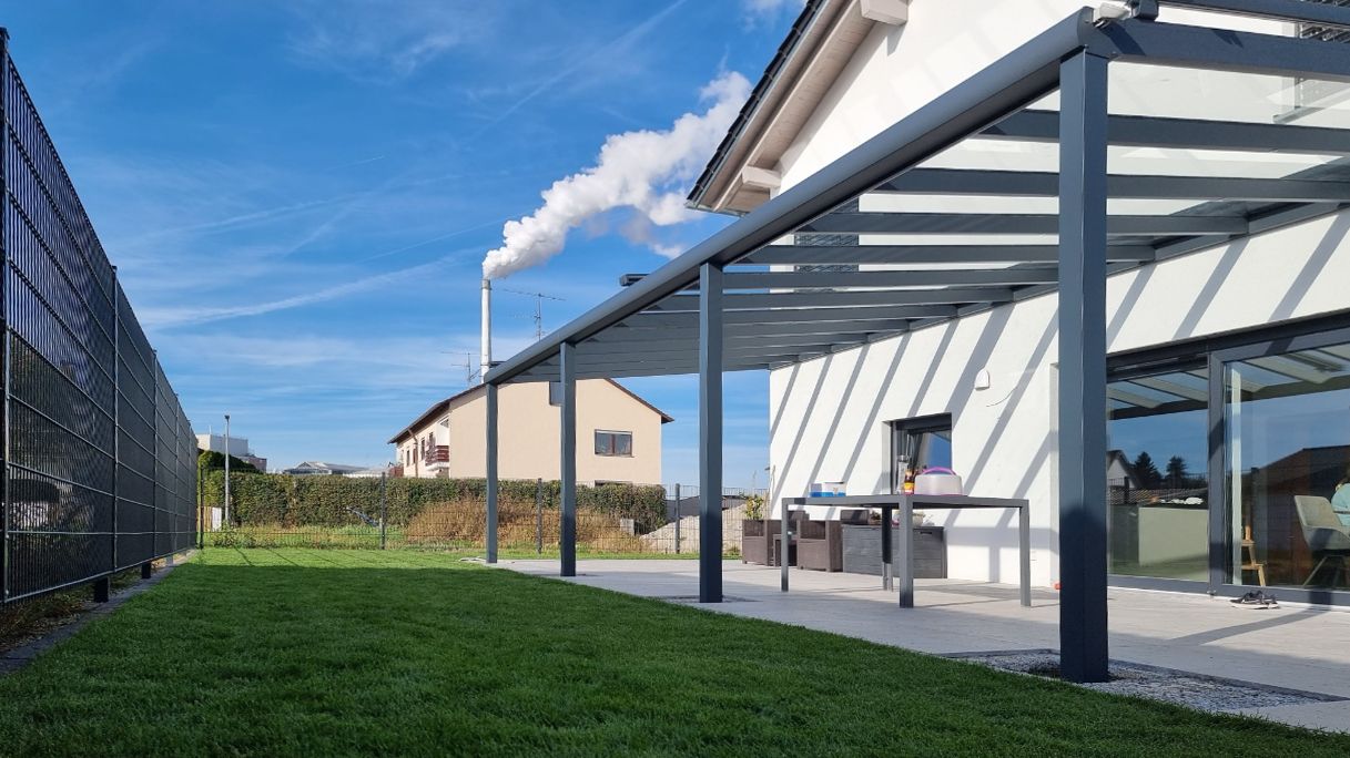 Überdachung aus Aluminium