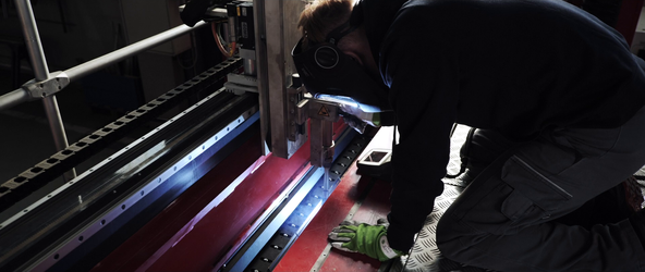 Längsnahtschweißmaschine für Behälter bis Ø 4.000 mm