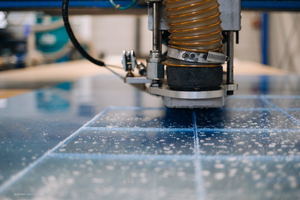 Gravurarbeit an der Maschine