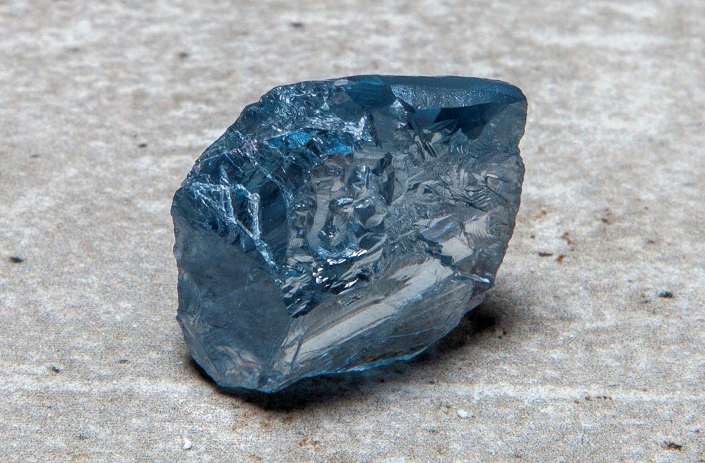 De Beers Diacore 39,34 ct Blue Diamond