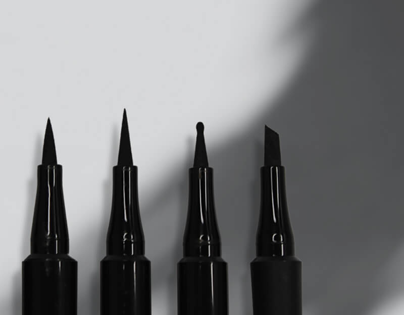 Lippenstift- und Lidschatten-Sticks