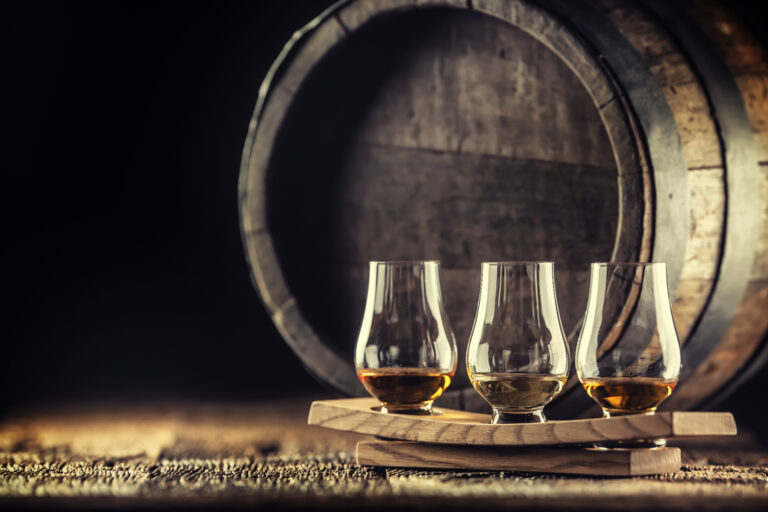 Whisky (Scotch, Bourbon) in bulk