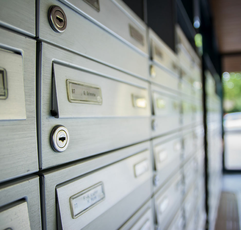 Briefkästen & Paketfachanlagen