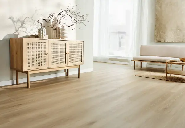 Klick-Vinylboden mit mineralischem Kern