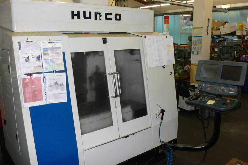 Bearbeitungszentrum Hurco BMC 30