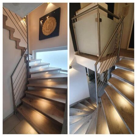 Treppe mit Edelstahlgeländer