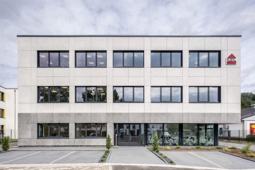Verwaltungsgebäude mit Produktionshalle, Engelskirchen