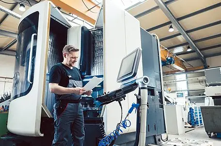 Pulverbeschichtete Maschinenbauteile