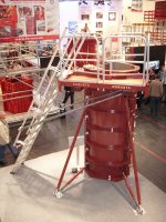 Ausstellung Bauleiter an Stützenschalung, BAUMA 2010