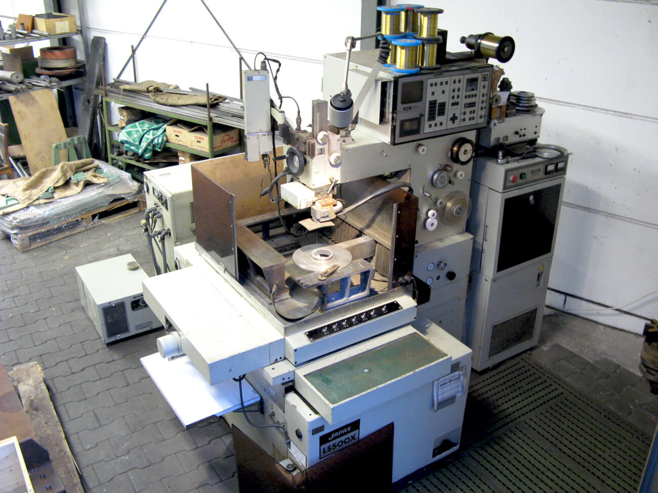 Erodiermaschine Japax PW20X
