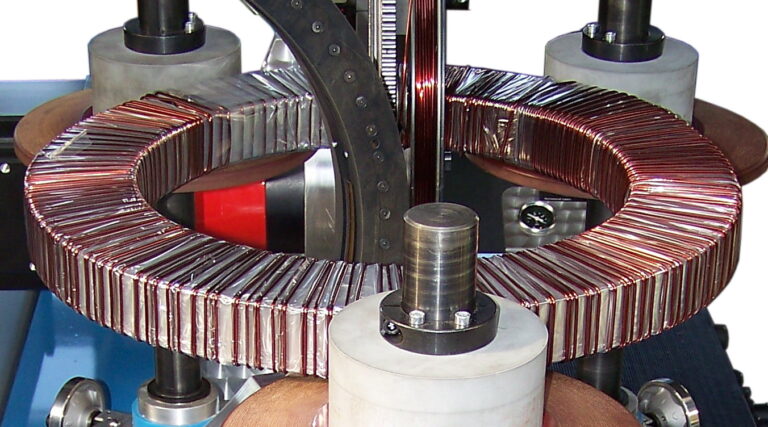 Kombinierte Drahtwickel- und Bandagiermaschine DBW 30