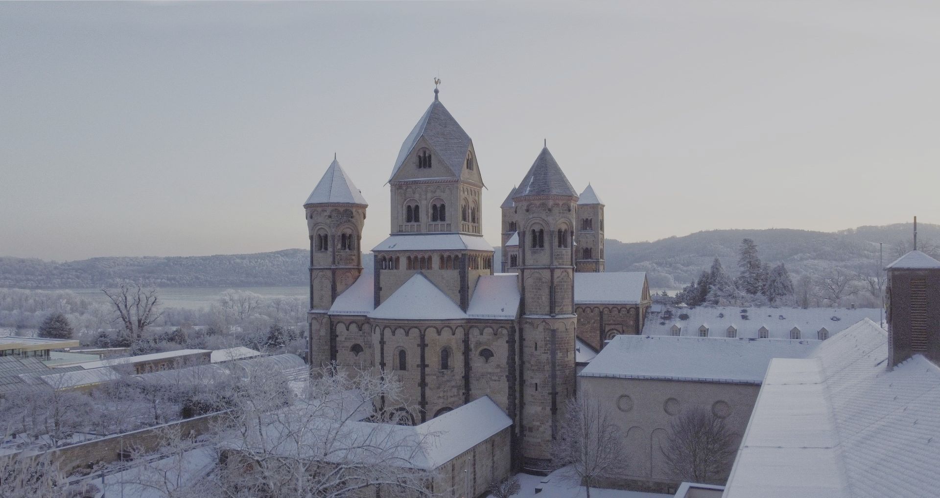 Abtei Maria Laach im Winter