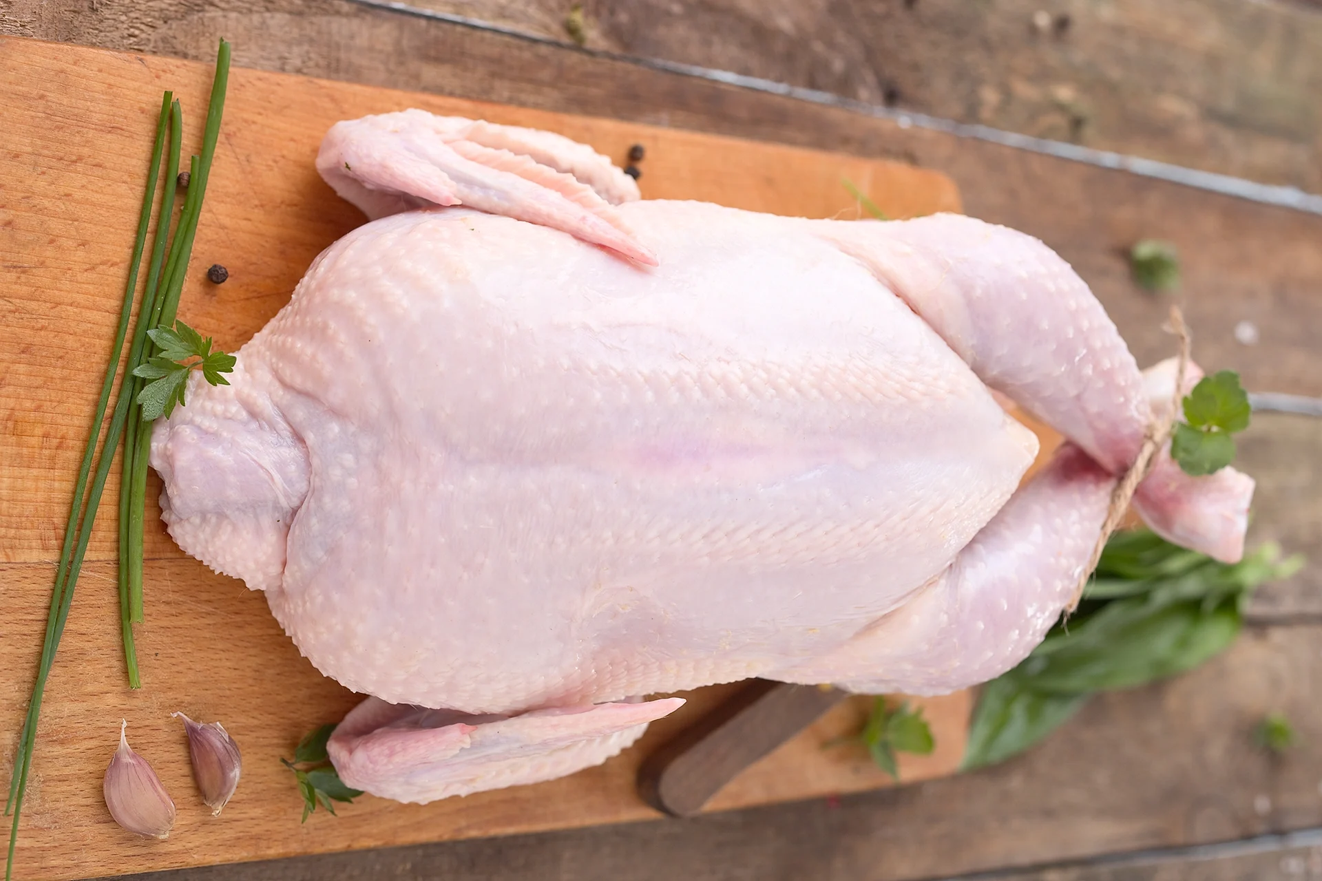 Ganzes Hähnchen