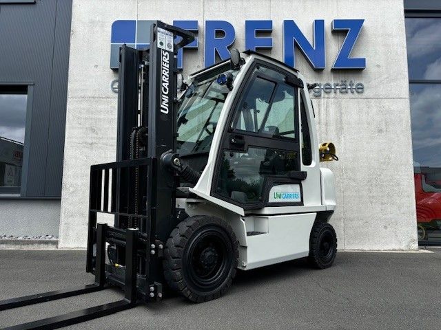 UniCarriers U1D2A25LQ Treibgasstapler
