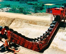 Eimerketten-Bagger EL für große Kanäle