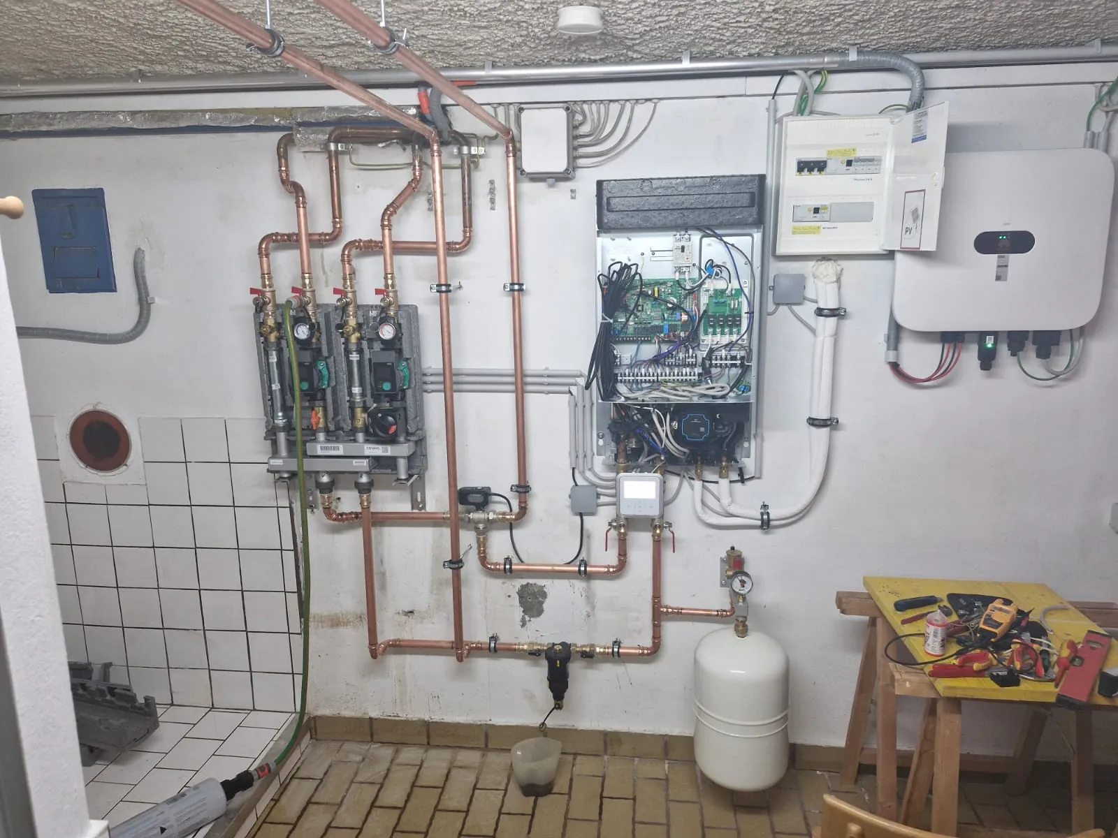 Wärmepumpen-Hydraulik mit Kupferverrohrung