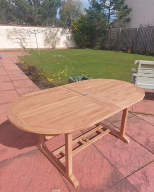 Teak Extendable oval Table