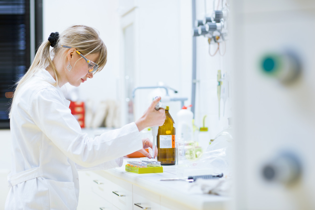 Laborchemikalien-Fertigung