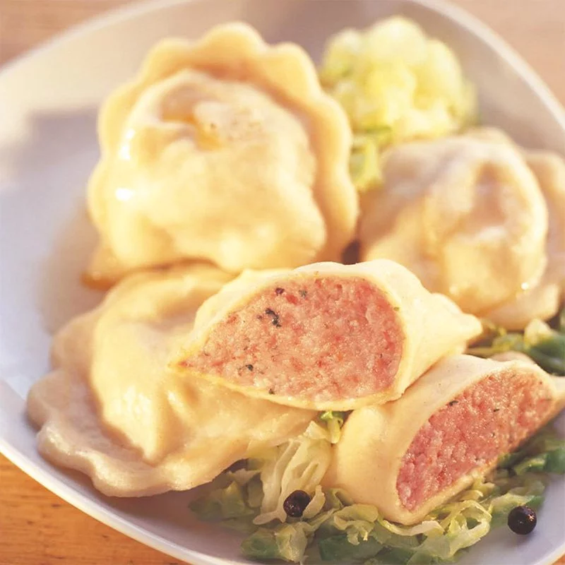 Kärntner Fleischnudel (über Buchenholz geräuchertes Schweinefleisch)