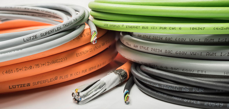 Hochflexible Leitungen SUPERFLEX®