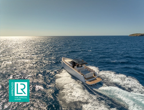 Marine-Tender mit AMPHERR-Batteriesystem