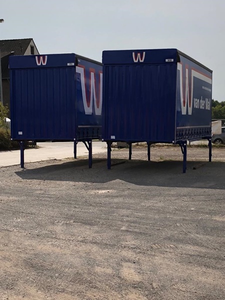 Container