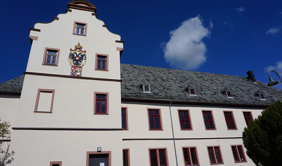 Türen & Fenster