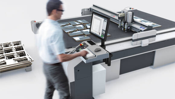 Digital Cutter für Kunststoffe, Schaumstoffe und Verbundplatten