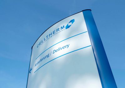 CELLTHERM-Pylon auf dem Firmengelände