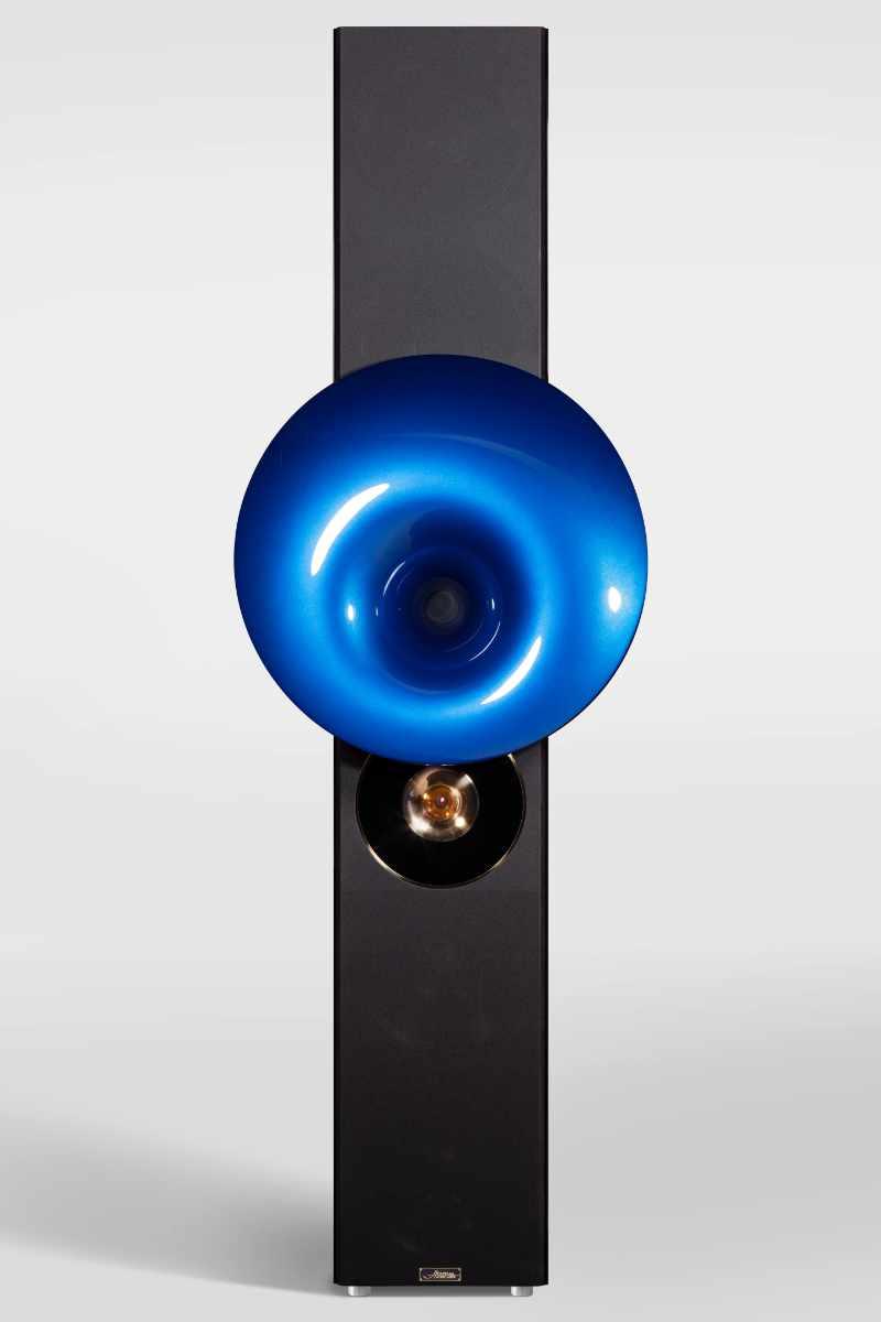 Hyperion in Blau