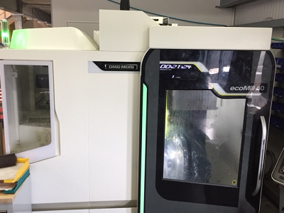 5-Achs CNC-Bearbeitungszentrum