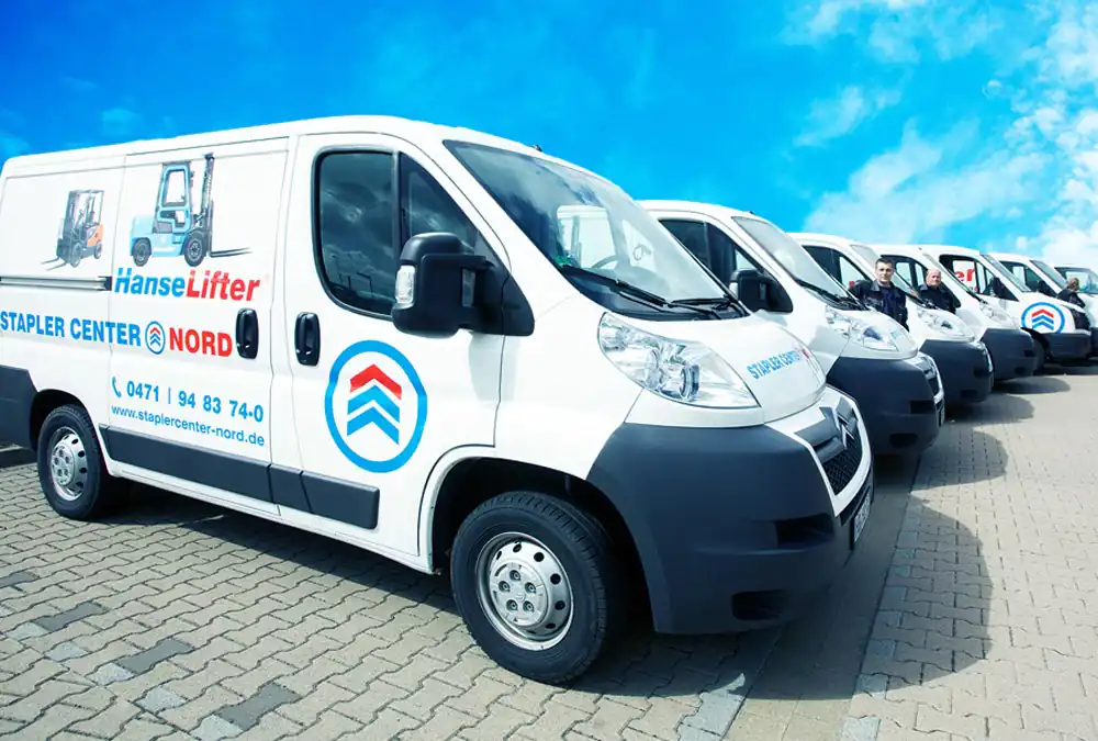 Service-Monteure von HanseLifter