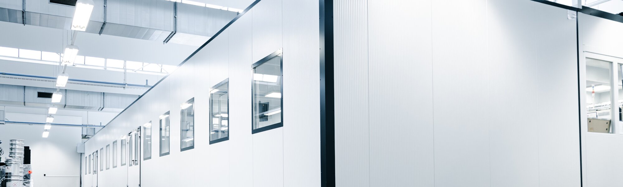 Hallenbüro